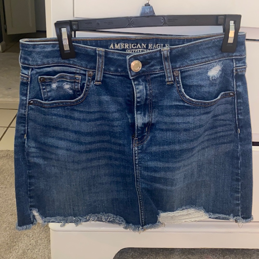 American Eagle blue jean skirt!